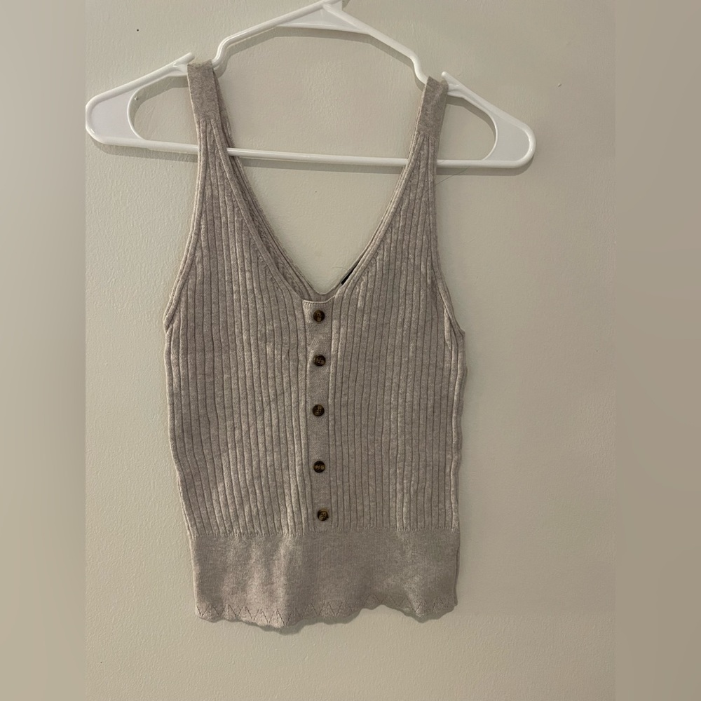 Bundle 3/$20 - Express Tank Top
